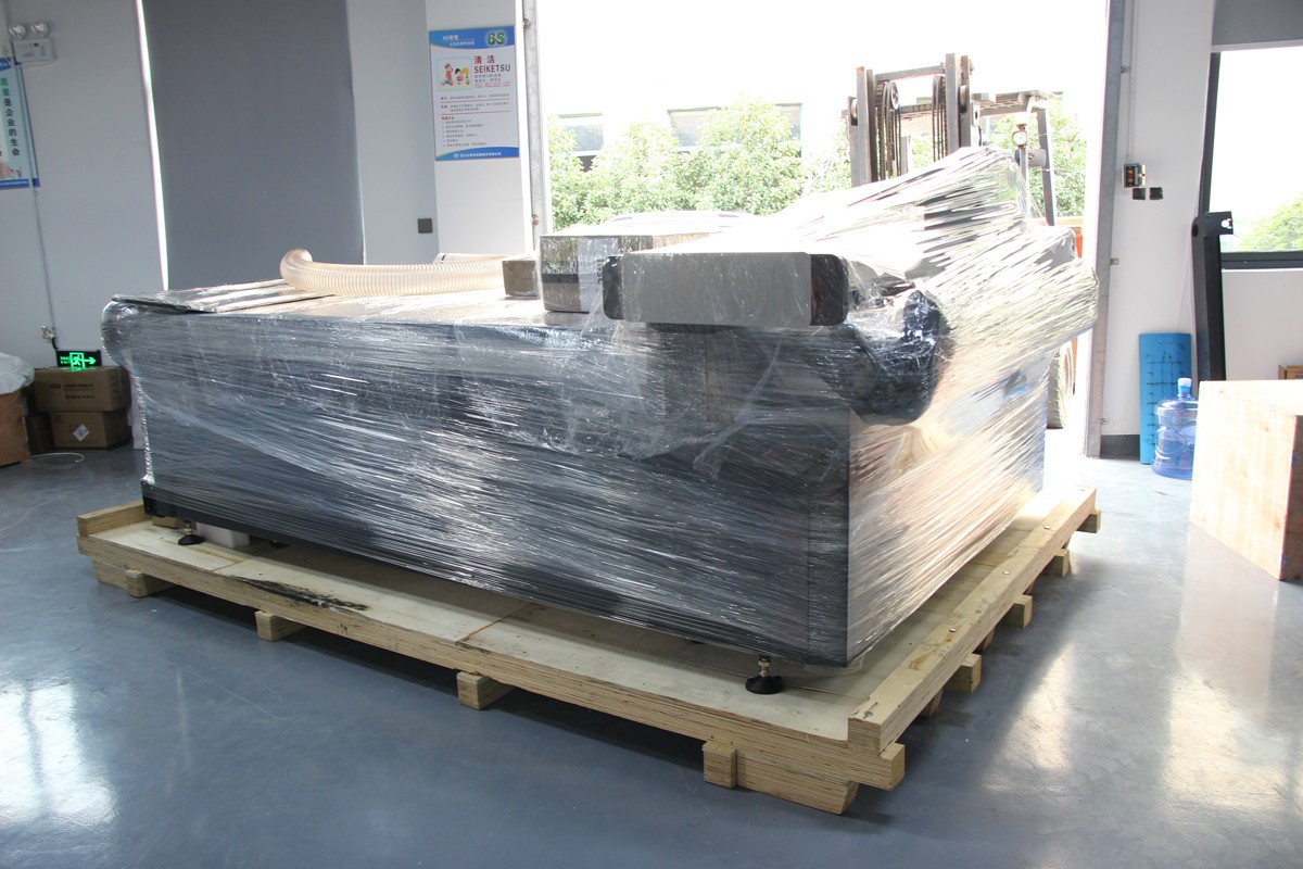 Yitai Machinery I Sample cutting machine is shipping