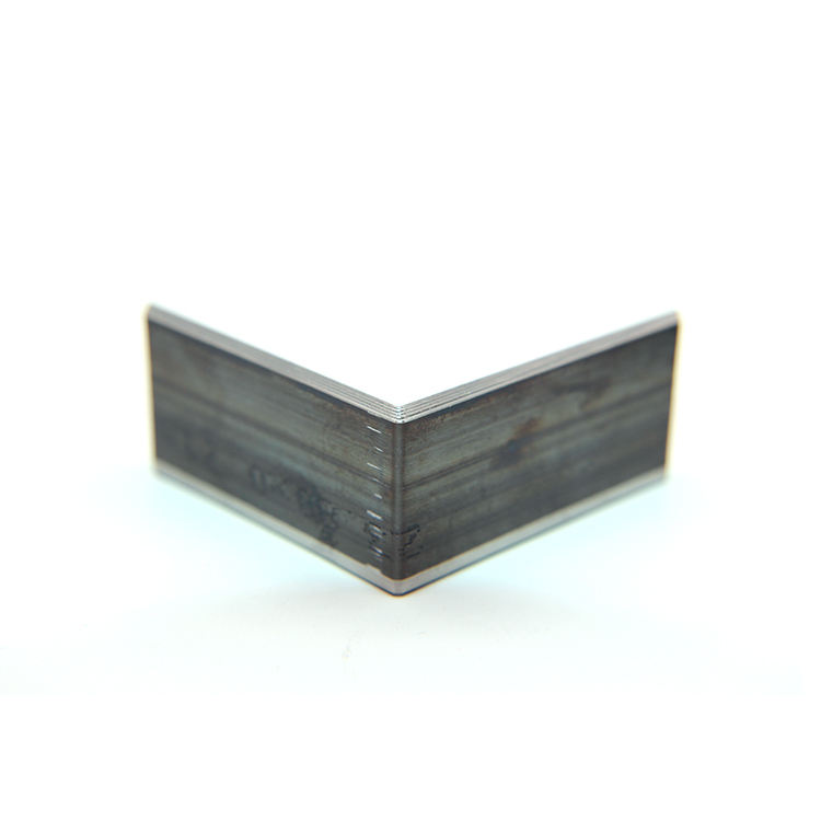 How to Choose the Right Blade Hardness for Die Making