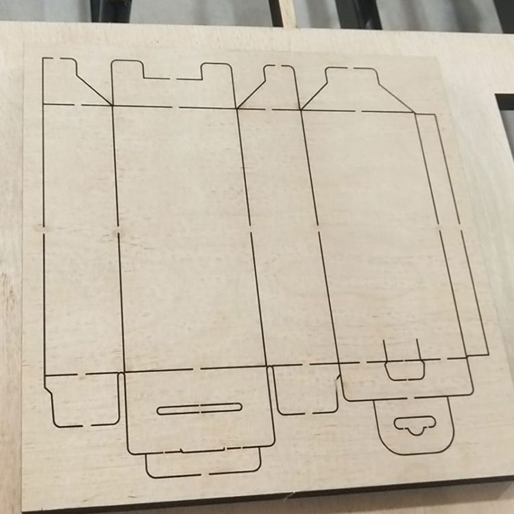 When to Use Full Birch Flat Die Board